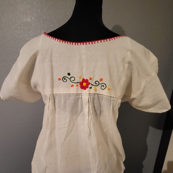 WOMEN'S MEXICAN EMBROIDERED BLOUSE - Picture 4 of 7